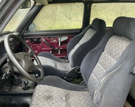 Червоний ВАЗ 21213 Niva, об'ємом двигуна 1.7 л та пробігом 250 тис. км за 999 $, фото 13 на Automoto.ua