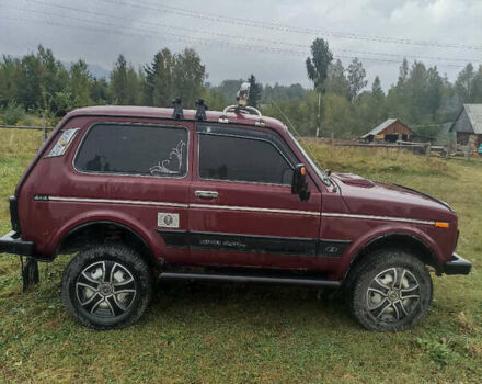 Червоний ВАЗ 21213 Niva, об'ємом двигуна 1.7 л та пробігом 145 тис. км за 2100 $, фото 1 на Automoto.ua