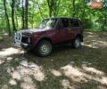 Красный ВАЗ 21213 Niva, объемом двигателя 1.69 л и пробегом 100 тыс. км за 1650 $, фото 1 на Automoto.ua