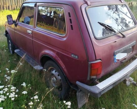 Красный ВАЗ 21213 Niva, объемом двигателя 1.7 л и пробегом 115 тыс. км за 2300 $, фото 5 на Automoto.ua