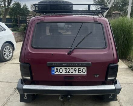 Красный ВАЗ 21213 Niva, объемом двигателя 1.7 л и пробегом 250 тыс. км за 3200 $, фото 2 на Automoto.ua