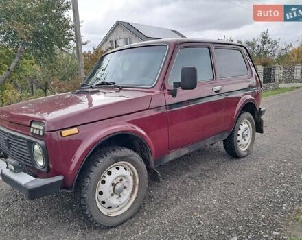 Красный ВАЗ 21213 Niva, объемом двигателя 1.69 л и пробегом 156 тыс. км за 3950 $, фото 15 на Automoto.ua