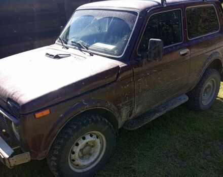 Красный ВАЗ 21213 Niva, объемом двигателя 1.6 л и пробегом 260 тыс. км за 2900 $, фото 4 на Automoto.ua