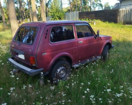 Красный ВАЗ 21213 Niva, объемом двигателя 1.7 л и пробегом 115 тыс. км за 2300 $, фото 1 на Automoto.ua