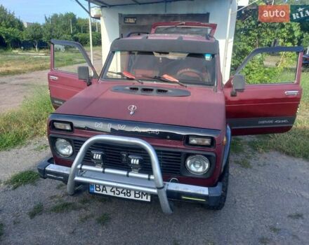 Червоний ВАЗ 21213 Niva, об'ємом двигуна 1.7 л та пробігом 173 тис. км за 2800 $, фото 10 на Automoto.ua