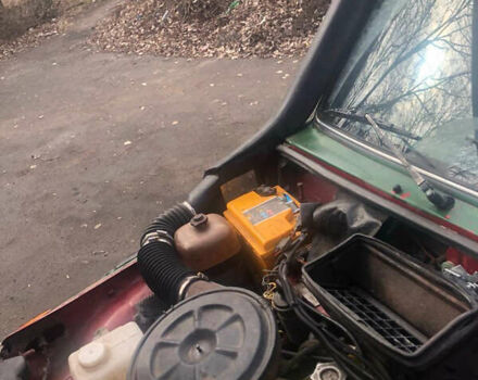 Красный ВАЗ 21213 Niva, объемом двигателя 1.7 л и пробегом 280 тыс. км за 3500 $, фото 3 на Automoto.ua