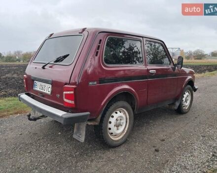 Красный ВАЗ 21213 Niva, объемом двигателя 1.69 л и пробегом 156 тыс. км за 3950 $, фото 4 на Automoto.ua