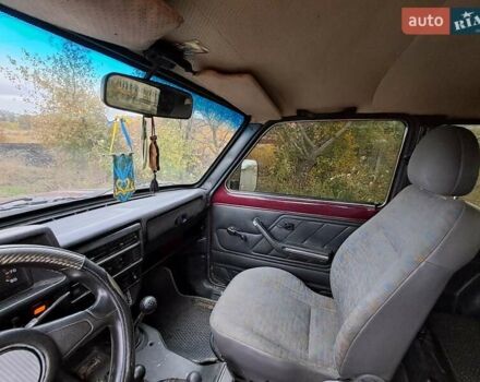 Красный ВАЗ 21213 Niva, объемом двигателя 1.69 л и пробегом 156 тыс. км за 3950 $, фото 10 на Automoto.ua
