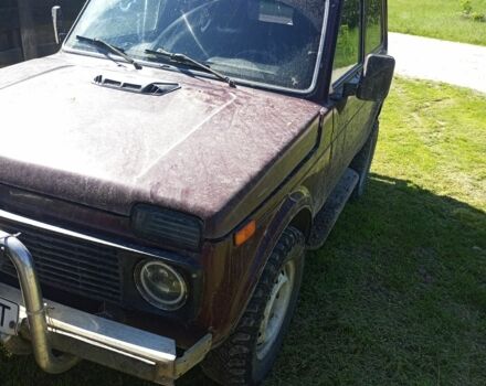 Красный ВАЗ 21213 Niva, объемом двигателя 1.6 л и пробегом 260 тыс. км за 2900 $, фото 3 на Automoto.ua