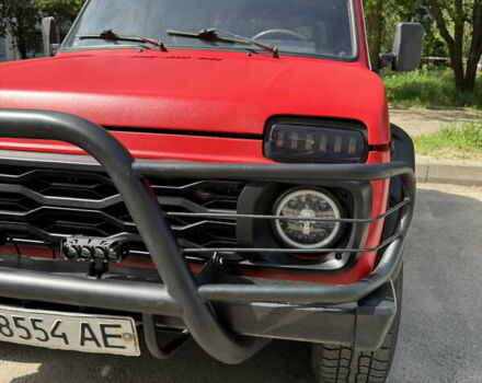 Червоний ВАЗ 21213 Niva, об'ємом двигуна 1.7 л та пробігом 130 тис. км за 4999 $, фото 2 на Automoto.ua