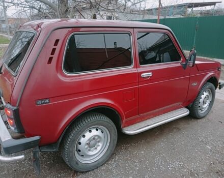 Красный ВАЗ 21213 Niva, объемом двигателя 1.7 л и пробегом 70 тыс. км за 3000 $, фото 2 на Automoto.ua