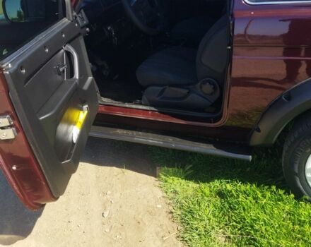 Красный ВАЗ 21213 Niva, объемом двигателя 1.7 л и пробегом 200 тыс. км за 4300 $, фото 6 на Automoto.ua