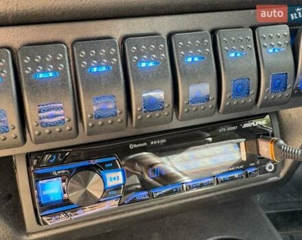 Червоний ВАЗ 21213 Niva, об'ємом двигуна 1.7 л та пробігом 130 тис. км за 4999 $, фото 7 на Automoto.ua