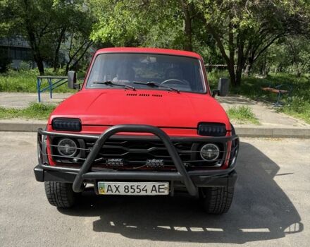 Красный ВАЗ 21213 Niva, объемом двигателя 1.7 л и пробегом 130 тыс. км за 4500 $, фото 1 на Automoto.ua