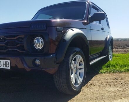 Красный ВАЗ 21213 Niva, объемом двигателя 1.7 л и пробегом 200 тыс. км за 4300 $, фото 7 на Automoto.ua