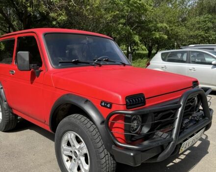 Красный ВАЗ 21213 Niva, объемом двигателя 1.7 л и пробегом 130 тыс. км за 4500 $, фото 2 на Automoto.ua