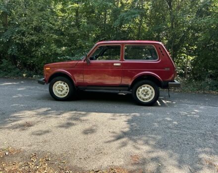 Красный ВАЗ 21213 Niva, объемом двигателя 1.7 л и пробегом 108 тыс. км за 2550 $, фото 7 на Automoto.ua