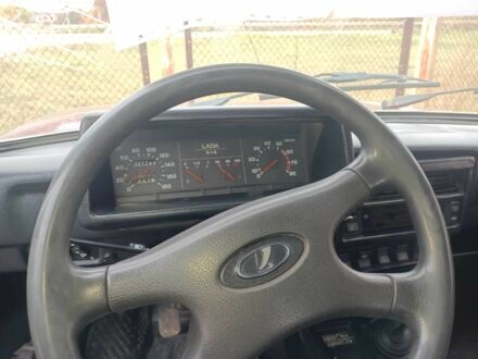 Красный ВАЗ 21213 Niva, объемом двигателя 1.7 л и пробегом 3 тыс. км за 2126 $, фото 1 на Automoto.ua