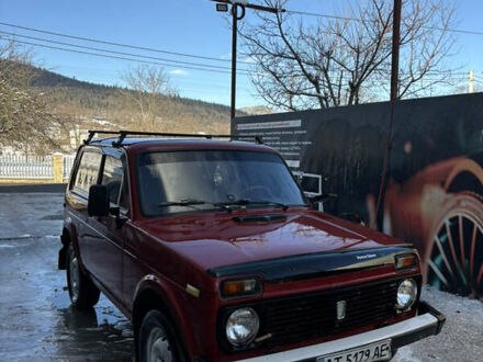 ВАЗ 21213 Niva 1992 у Богородчанах на Automoto.ua Червоний ВАЗ 21213 Niva, об'ємом двигуна 0 л та пробігом 70 тис. км за 2370 $, фото 1 на Automoto.ua
