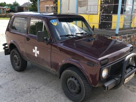 Красный ВАЗ 21213 Niva, объемом двигателя 1.7 л и пробегом 80 тыс. км за 2000 $, фото 1 на Automoto.ua