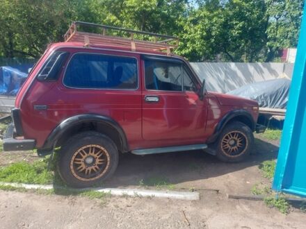 ВАЗ 21213 Niva 1995 у Борисполе на Automoto.ua Червоний ВАЗ 21213 Niva, об'ємом двигуна 1.7 л та пробігом 178 тис. км за 3000 $, фото 1 на Automoto.ua
