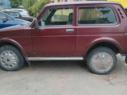 Червоний ВАЗ 21213 Niva, об'ємом двигуна 0 л та пробігом 100 тис. км за 3500 $, фото 1 на Automoto.ua