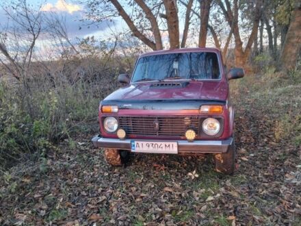 Червоний ВАЗ 21213 Niva, об'ємом двигуна 1.7 л та пробігом 260 тис. км за 2400 $, фото 1 на Automoto.ua