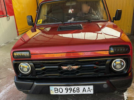 ВАЗ 21213 Niva 2002 в Збараже на Automoto.ua Красный ВАЗ 21213 Niva, объемом двигателя 1.69 л и пробегом 111 тыс. км за 3000 $, фото 1 на Automoto.ua