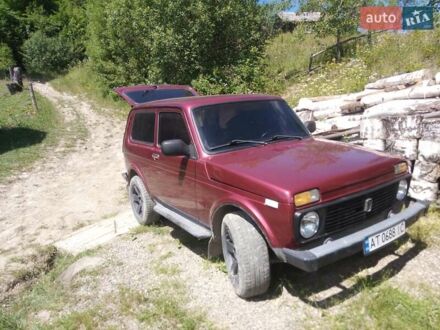 Красный ВАЗ 21213 Niva, объемом двигателя 1.69 л и пробегом 112 тыс. км за 3250 $, фото 1 на Automoto.ua