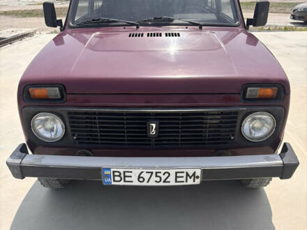 Червоний ВАЗ 21213 Niva, об'ємом двигуна 1.57 л та пробігом 114 тис. км за 3900 $, фото 1 на Automoto.ua