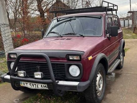 Червоний ВАЗ 21213 Niva, об'ємом двигуна 1.7 л та пробігом 300 тис. км за 3000 $, фото 1 на Automoto.ua