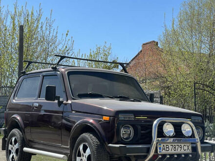 Красный ВАЗ 21213 Niva, объемом двигателя 1.69 л и пробегом 69 тыс. км за 5300 $, фото 1 на Automoto.ua