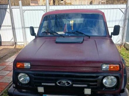 ВАЗ 21213 Niva 2004 в Чернигове на Automoto.ua Красный ВАЗ 21213 Niva, объемом двигателя 1.69 л и пробегом 100 тыс. км за 3852 $, фото 1 на Automoto.ua