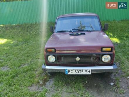 ВАЗ 21213 Niva 2004 у Тернополі на Automoto.ua Червоний ВАЗ 21213 Niva, об'ємом двигуна 1.7 л та пробігом 248 тис. км за 2500 $, фото 1 на Automoto.ua