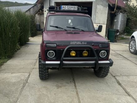 ВАЗ 21213 Niva 2004 в Хусте на Automoto.ua Красный ВАЗ 21213 Niva, объемом двигателя 1.7 л и пробегом 250 тыс. км за 3200 $, фото 1 на Automoto.ua