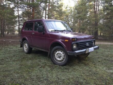 Красный ВАЗ 21213 Niva, объемом двигателя 1.7 л и пробегом 150 тыс. км за 2500 $, фото 1 на Automoto.ua