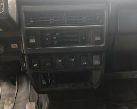ВАЗ 21213 Niva, объемом двигателя 1.69 л и пробегом 150 тыс. км за 3200 $, фото 7 на Automoto.ua