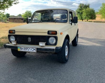 Желтый ВАЗ 21213 Niva, объемом двигателя 1.7 л и пробегом 200 тыс. км за 2300 $, фото 4 на Automoto.ua