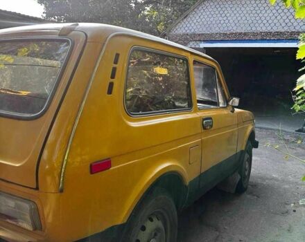 Желтый ВАЗ 21213 Niva, объемом двигателя 1.6 л и пробегом 118 тыс. км за 2500 $, фото 3 на Automoto.ua