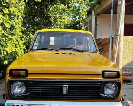 Желтый ВАЗ 21213 Niva, объемом двигателя 1.6 л и пробегом 118 тыс. км за 2500 $, фото 5 на Automoto.ua