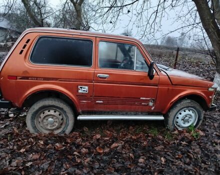 Жовтий ВАЗ 21213 Niva, об'ємом двигуна 2 л та пробігом 123 тис. км за 1500 $, фото 2 на Automoto.ua