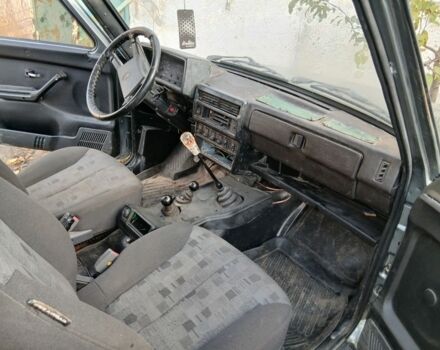 Серый ВАЗ 21213 Niva, объемом двигателя 0 л и пробегом 1000 тыс. км за 3500 $, фото 12 на Automoto.ua