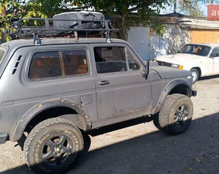 Серый ВАЗ 21213 Niva, объемом двигателя 1.57 л и пробегом 20 тыс. км за 4000 $, фото 5 на Automoto.ua