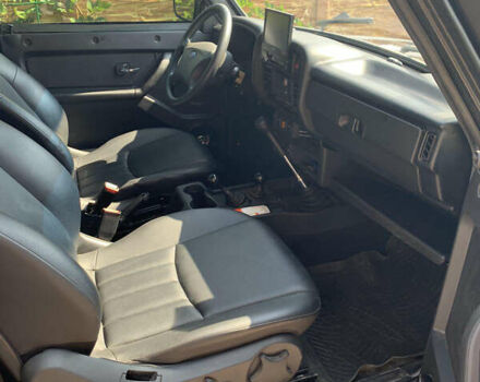 Сірий ВАЗ 21213 Niva, об'ємом двигуна 1.9 л та пробігом 60 тис. км за 5000 $, фото 6 на Automoto.ua