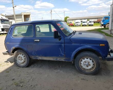 Синий ВАЗ 21213 Niva, объемом двигателя 1.7 л и пробегом 100 тыс. км за 972 $, фото 6 на Automoto.ua