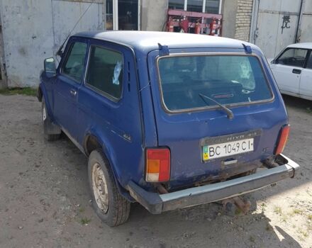Синий ВАЗ 21213 Niva, объемом двигателя 1.7 л и пробегом 100 тыс. км за 972 $, фото 2 на Automoto.ua