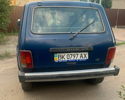 Синий ВАЗ 21213 Niva, объемом двигателя 1.6 л и пробегом 290 тыс. км за 1700 $, фото 3 на Automoto.ua