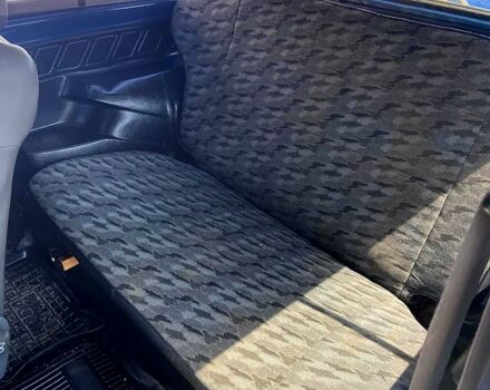 Синий ВАЗ 21213 Niva, объемом двигателя 1.7 л и пробегом 257 тыс. км за 3400 $, фото 5 на Automoto.ua