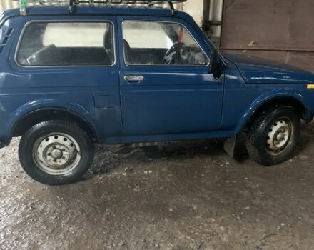 Синій ВАЗ 21213 Niva, об'ємом двигуна 1.7 л та пробігом 250 тис. км за 1600 $, фото 2 на Automoto.ua