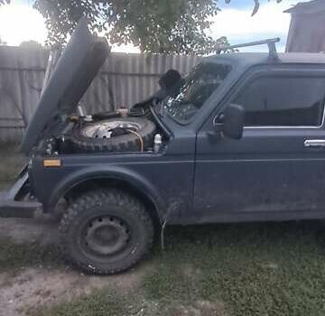 Синий ВАЗ 21213 Niva, объемом двигателя 1.69 л и пробегом 179 тыс. км за 2100 $, фото 2 на Automoto.ua